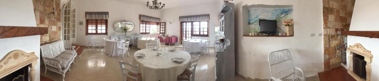 La Conchiglia Hotel Taranto Bagian luar foto