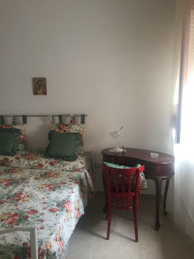 La Conchiglia Hotel Taranto Bagian luar foto